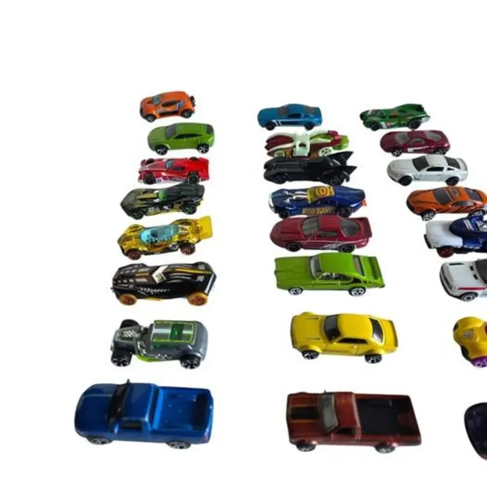 Lot of 26 Hot Wheels & Diecast Cars - Trucks, Cars, SUVs